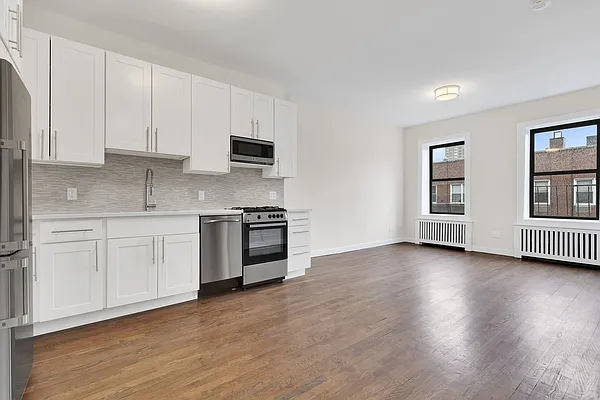 Rented by Cooper & Cooper Real Estate | media 19