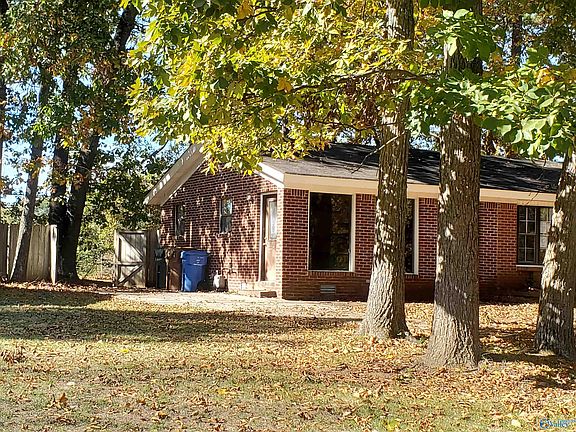 2nd image of 1907 Morningside Dr NW