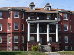 2955 Pacific St APT 9, Omaha, NE 68105