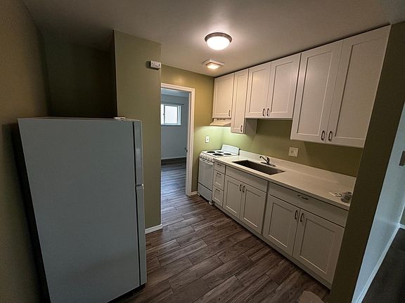 4th image of 720 Washington Ave N APT 204