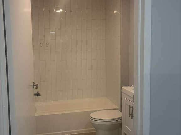 3rd image of 204 Rosa Parks Blvd #2