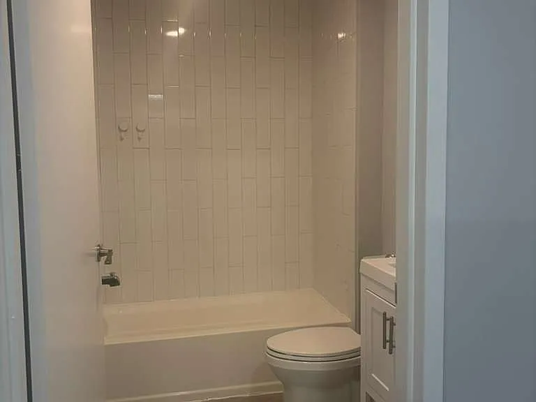 204 Rosa Parks Blvd #2 — Photo 3