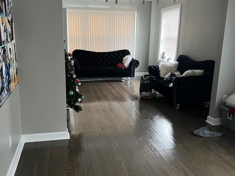 1st image of 4022 Fir St #2