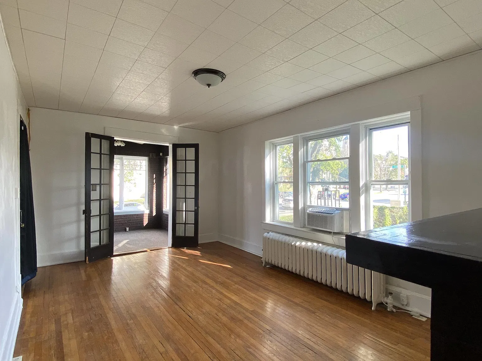 619 South 5th Street — Photo 1