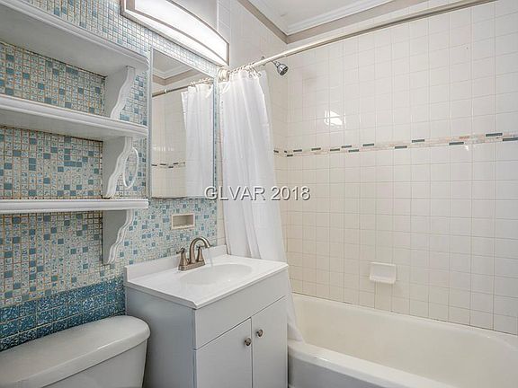 5th image of 911 N 1st St