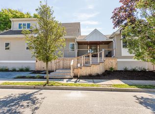 66 Curley St, Long Beach, NY 11561