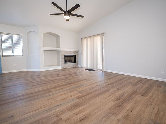 3rd image of 2337 Horizon Dr