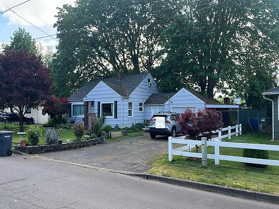 2nd image of 5051 7th Ave NE