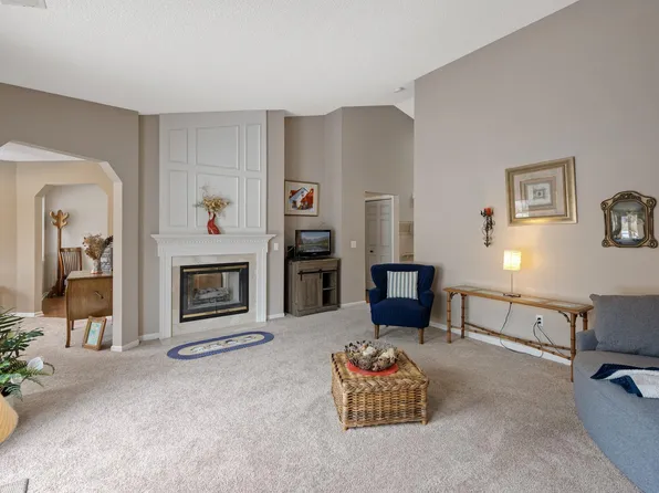 12137 Killdeer St NW, Coon Rapids, MN 55448
