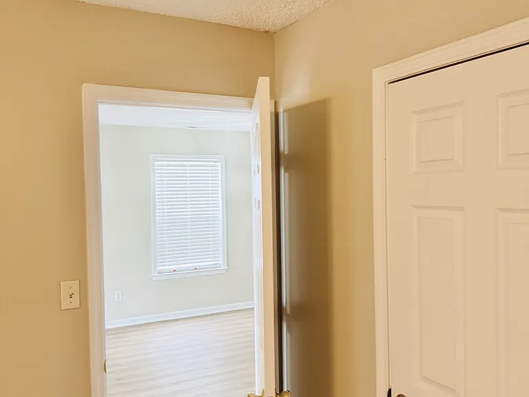 133 Heritage Village Ln — Photo 11