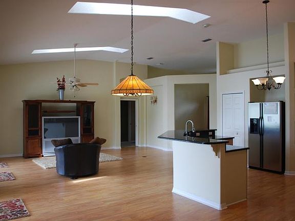 3rd image of 3300 Nan Pablo Dr