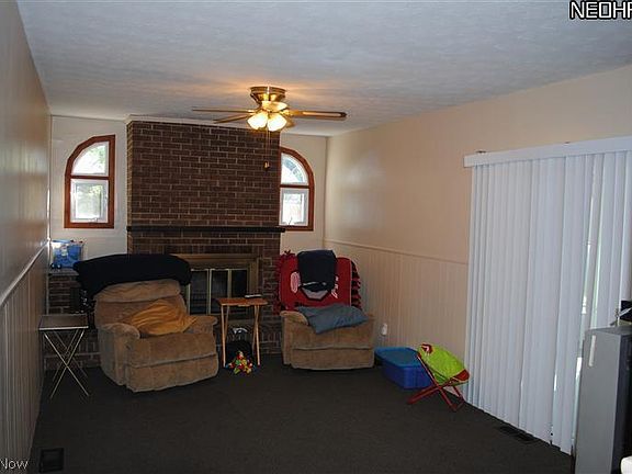 4th image of 8084 Brookwood St NE