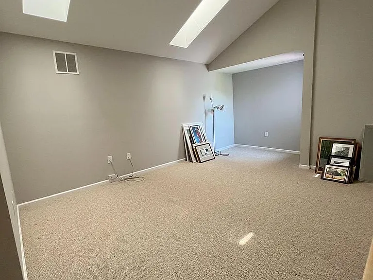 1129 Lake Heron Dr #3A — Photo 11