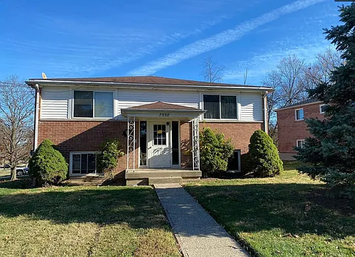 7598 Boleyn Dr #4 Photo 1