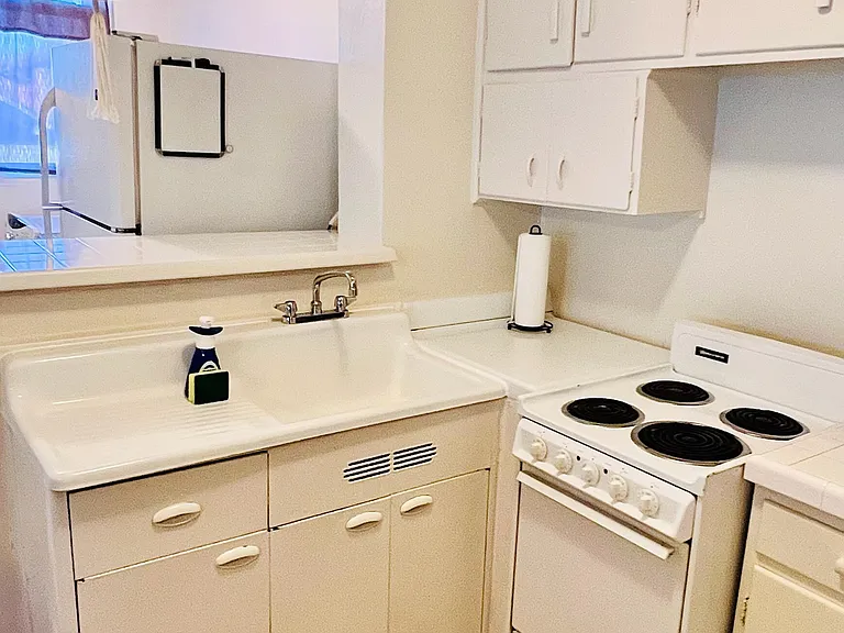 510 W Fleming Ave — Photo 9
