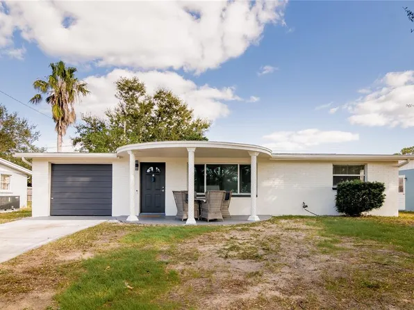 2120 Hess Dr, Holiday, FL 34691