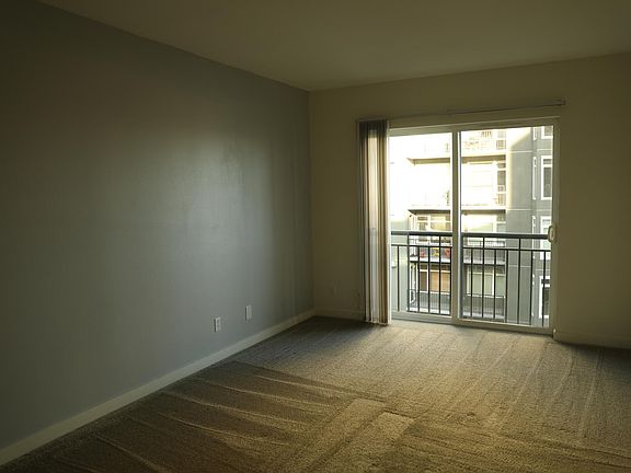 4th image of 2717 Western Ave APT 632