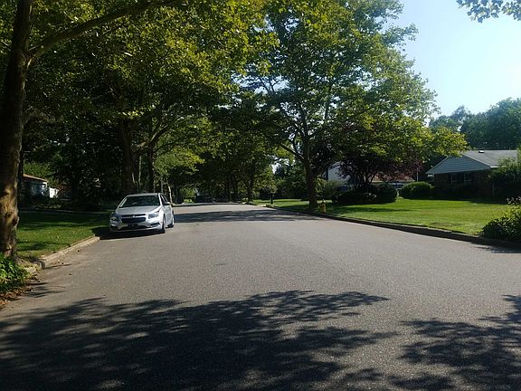 5th image of 11 Millstream Ln