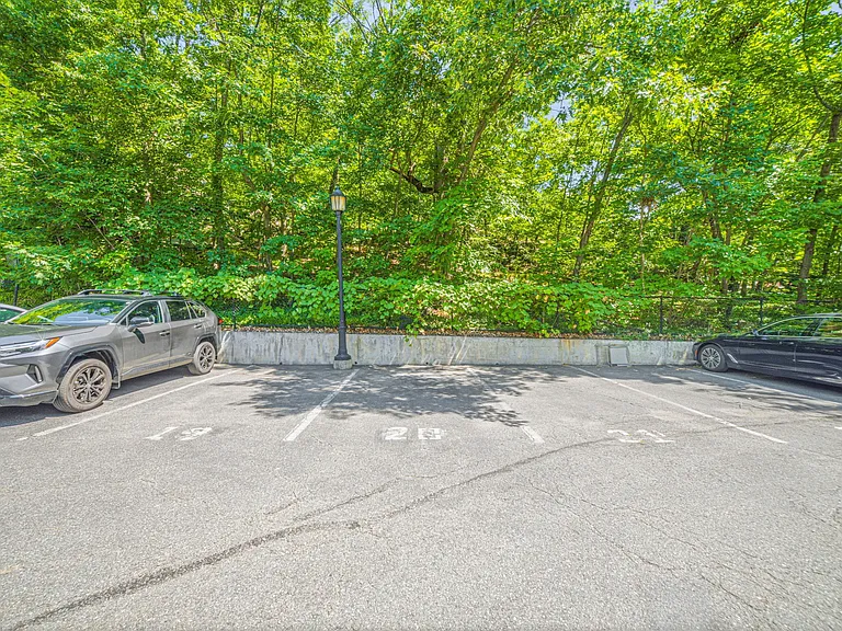 145 Glenwood St #304 — Photo 39