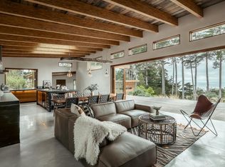 227 Lower Walden Rd, Monterey, CA 93923