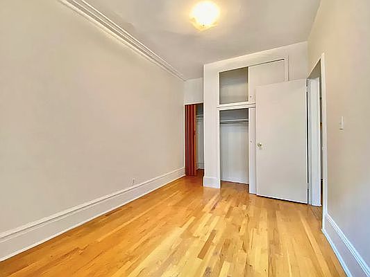 5th image of 149 W 80th St APT 4A