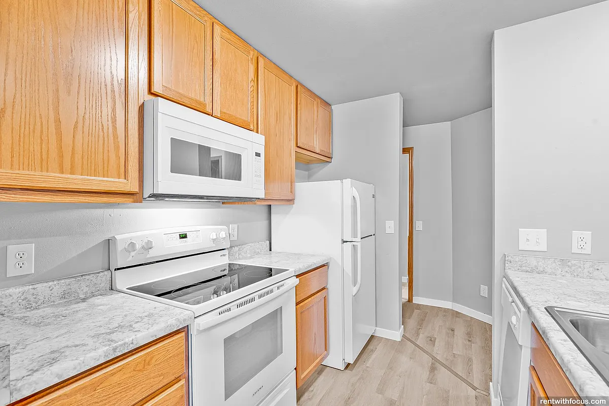 Building Photo - Ridgewood Trails