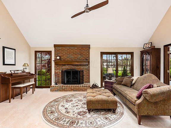 2nd image of 12977 Kilger Ct