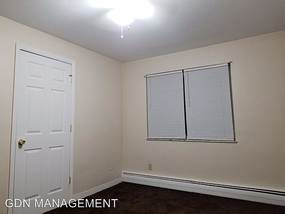 4th image of 469 Olden Ave APT 4