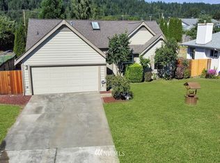 504 Corrin Ave NW, Orting, WA 98360