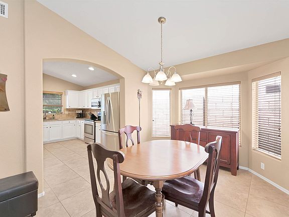 5th image of 29421 N 51st St