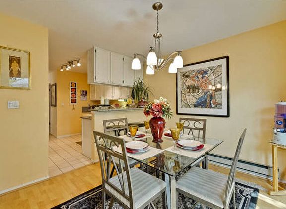 3rd image of 670 San Antonio Rd APT 34
