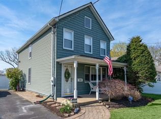 260 Oak St, Patchogue, NY 11772