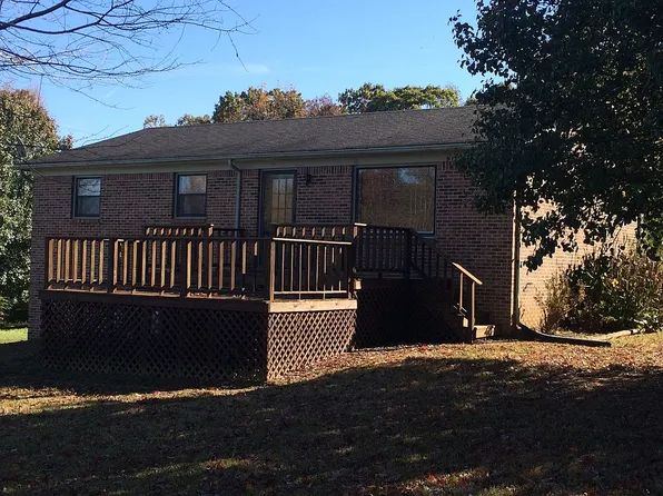 165 Fair Oak Ln, Woodbury, TN 37190