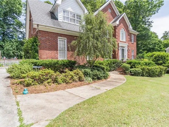 2702 Thatcher Ct, Lawrenceville, GA 30044