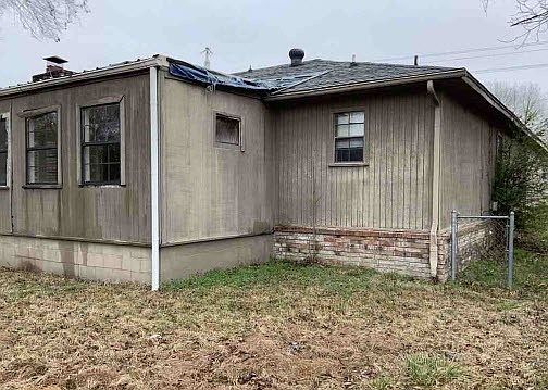 5th image of 1335 S Donaghey Ave