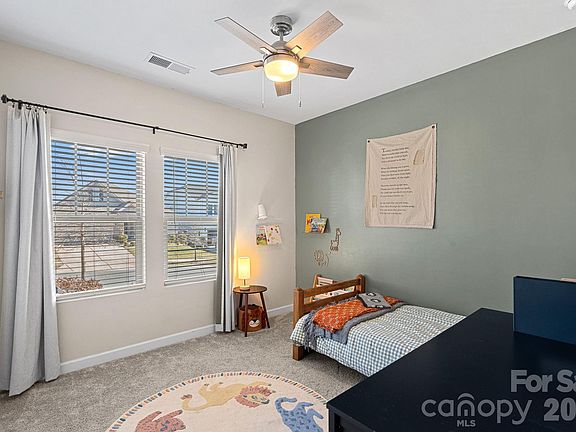 4th image of 3941 Isenhour Rd