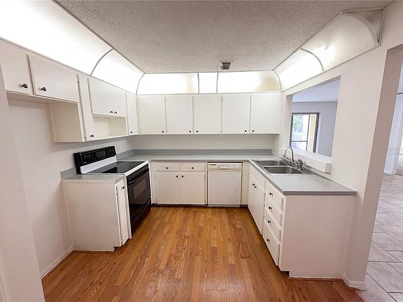 2nd image of 600 Northern Way APT 205