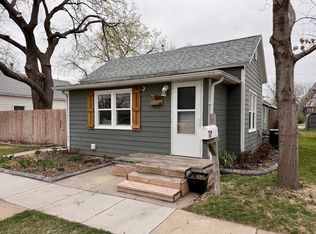 1607 A Ave, Kearney, NE 68847