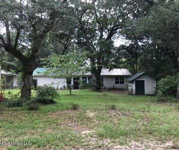 1609 Doe St, Ocean Springs, MS, 39564