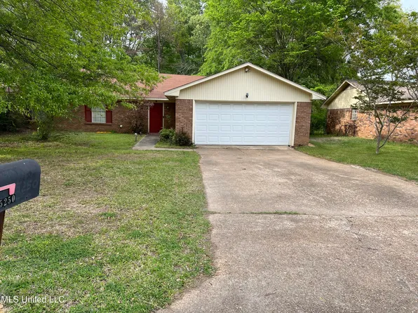 5250 Brookhollow Dr, Jackson, MS 39212