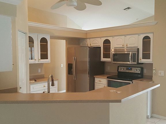 5th image of 2129 SW 47th Ter