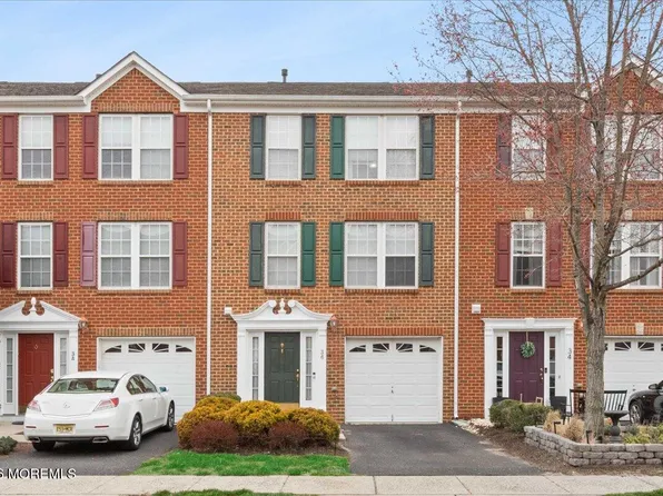 36 Saxton Road, Farmingdale, NJ 07727