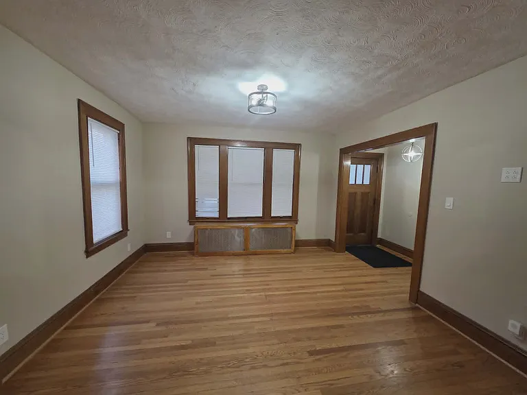 48 Kenneth St #1 — Photo 9