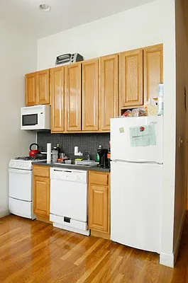 Rented by Citi Habitats | media 23