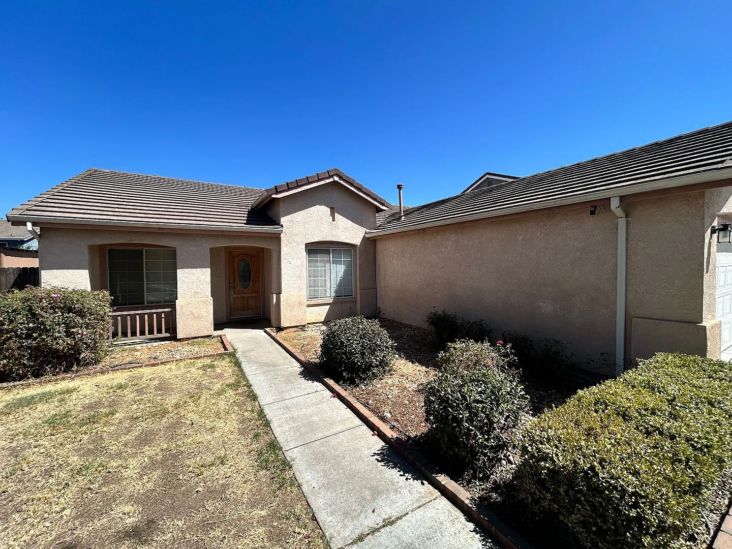 4 Bedroom/2 Bath Home Stockton Ca — Photo 1