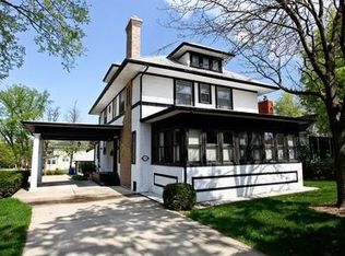 435 N Park Blvd, Glen Ellyn, IL 60137