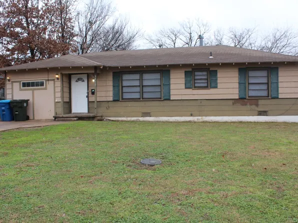 3800 Woodside Dr, Midwest City, OK 73110