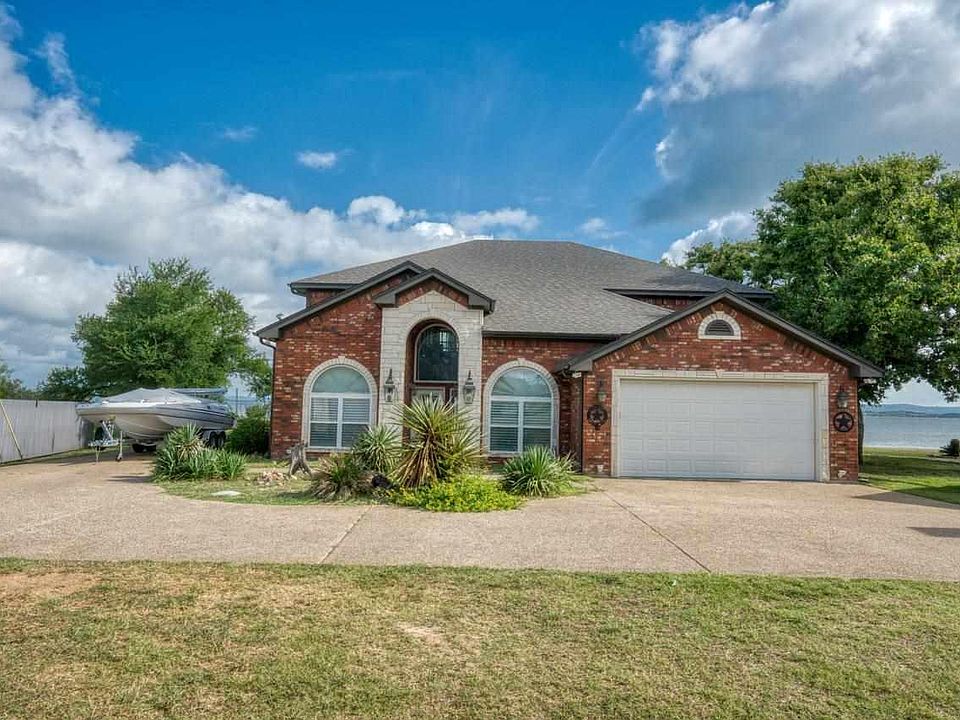 1st image of 210 Lariat Ln