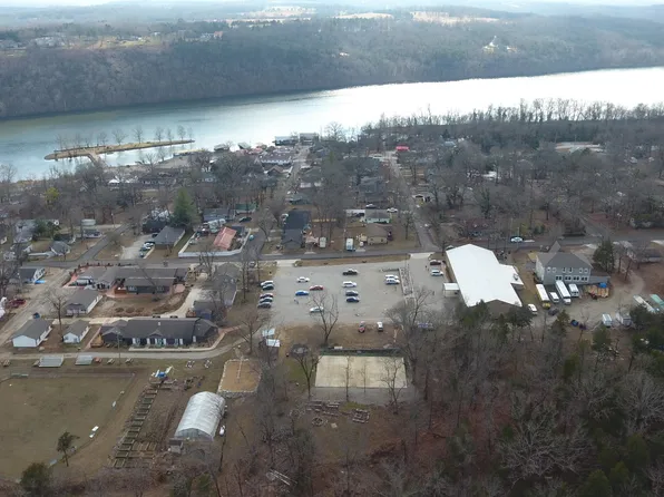 000 Wallace Drive #Lt 7, Blk 2, Rockaway Beach, MO 65740