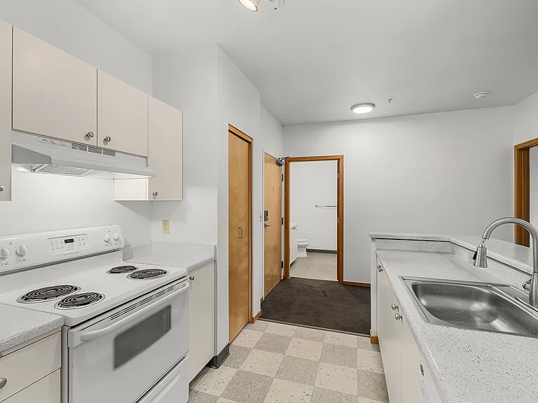 Bookmark Apartments — Photo 12